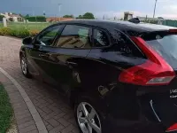 Usata Volvo V40 Business Edition 120 CV (88 kW) 2017 Nero Berlina