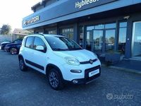 Usata Fiat Panda 4x4 S 95 CV (69 kW) 2017 Bianco Utilitaria