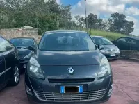 Usata Renault Scénic Dynamique 110 CV (80 kW) 2010 Grigio Monovolume