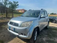 Usata Daihatsu Terios 105 CV (77 kW) 2006 Grigio SUV
