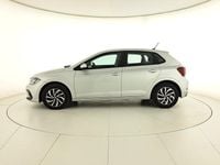 Usata VW Polo Life 95 CV (69 kW) 2023 Reflex silver metallizzato Utilitaria