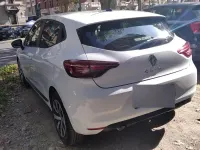 Occasion Renault Clio V 101 ch (74 kW) 2023 Blanc Berline