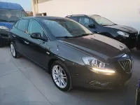 Usata Lancia Delta 165 CV (121 kW) 2010 Grigio Utilitaria