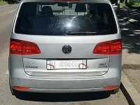 Usata VW Touran 140 CV (102 kW) 2011 Grigio Monovolume