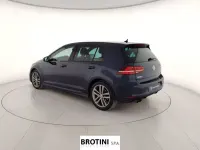 Usata VW Golf VII Highline 125 CV (91 kW) 2017 Blu metallizzato Berlina
