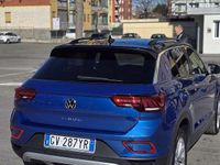 Usata VW T-Roc Life 110 CV (80 kW) 2024 Blu/azzurro SUV