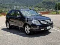 Usata Mercedes ML500 Chrome 306 CV (225 kW) 2006 Nero SUV