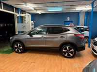 Usata Nissan Qashqai Tekna 110 CV (80 kW) 2016 Grigio SUV