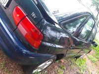 Usata Ford Escort 90 CV (66 kW) 1997 Verde Berlina