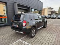 Usata Dacia Duster Lauréate 110 CV (80 kW) 2017 Grigio SUV