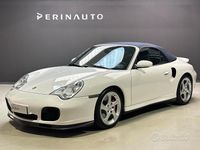 Usata Porsche 911 420 CV (308 kW) 2004 Bianco Cabrio