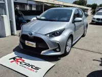 Usata Toyota Yaris Hybrid Style 92 CV (67 kW) 2023 Grigio Berlina