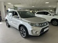 Usata Suzuki Vitara 129 CV (94 kW) 2021 Argento SUV
