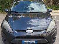 Usata Ford Fiesta Titanium 70 CV (51 kW) 2009 Grigio Utilitaria