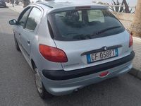 Usata Peugeot 206 68 CV (50 kW) 2003 Grigio Utilitaria