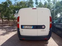Usata Fiat Doblò 101 CV (74 kW) 2011 Bianco Monovolume