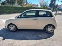 Usado Lancia Ypsilon 60 HP (44 kW) 2006 Bege Citadino