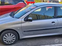 Usata Peugeot 206 60 CV (44 kW) 1999 Grigio Utilitaria