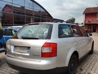 Usata Audi A4 131 CV (96 kW) 2002 Argento(met.) Station wagon
