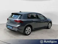 Usata VW Golf VIII Life 110 CV (80 kW) 2022 Grigio Berlina
