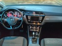 Usata VW Touran Comfortline 110 CV (80 kW) 2016 Grigio Monovolume