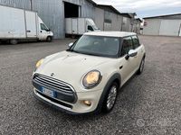 Begagnad Mini ONE 102 HK (75 kW) 2016 Vit Halvkombi