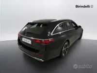 Usata Mercedes E220 Advanced 197 CV (144 kW) 2024 Nero Station wagon