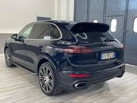 Usata Porsche Cayenne 250 CV (183 kW) 2016 Blu SUV