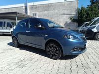Usata Lancia Ypsilon Gold 69 CV (50 kW) 2023 Blu Utilitaria