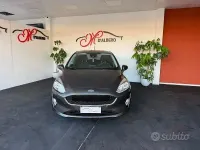 Usata Ford Fiesta Titanium 120 CV (88 kW) 2018 Grigio Utilitaria