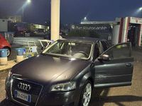 Usata Audi A3 Sportback Ambiente 105 CV (77 kW) 2010 Grigio Utilitaria