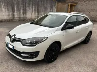 Usata Renault Mégane GrandTour LIMITED 110 CV (80 kW) 2015 Bianco Station wagon