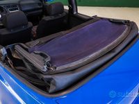 Usata VW Golf Cabriolet 101 CV (74 kW) 1998 Blu Cabrio