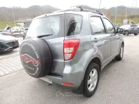 Usata Daihatsu Terios 105 CV (77 kW) 2008 Argento SUV