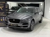 Usata Jaguar F-Pace Prestige 180 CV (132 kW) 2018 Grigio SUV