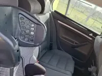 Usado VW Golf V 105 CV (77 kW) 2005 Gris Utilitario