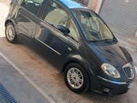 Usata Lancia Musa 75 CV (55 kW) 2008 Grigio Monovolume