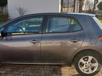 Usata Toyota Auris Sol 126 CV (92 kW) 2010 Marrone Berlina