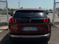 Usata Peugeot 3008 Allure 131 CV (96 kW) 2019 Marrone SUV