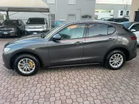 Usata Alfa Romeo Stelvio Executive 210 CV (154 kW) 2017 Grigio SUV