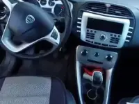 Usata Lancia Delta 120 CV (88 kW) 2008 Utilitaria