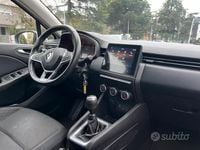 Usata Renault Clio V 85 CV (62 kW) 2020 Grigio Berlina