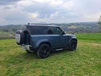 Usata Land Rover Defender SE 200 CV (147 kW) 2021 Blu/azzurro SUV