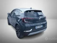 Usata Renault Captur Techno 101 CV (74 kW) 2023 Blu SUV