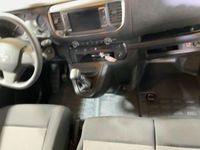 Usata Opel Vivaro 120 CV (88 kW) 2024 Monovolume