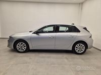 Usata Opel Astra Edition 130 CV (95 kW) 2024 Grigio Berlina