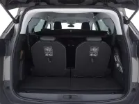 Usata Peugeot 5008 Allure 131 CV (96 kW) 2020 Grigiogrigio SUV