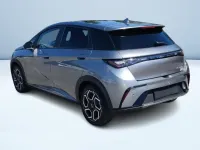 Nuova BYD Dolphin Design 150 kW (204 CV) 2026 Grigio scuro metallizzato Utilitaria