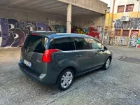 Usata Peugeot 5008 Allure 115 CV (84 kW) 2014 Grigio Monovolume