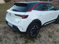 Usata Opel Mokka-e GS Line 100 kW (136 CV) 2021 Bianco SUV